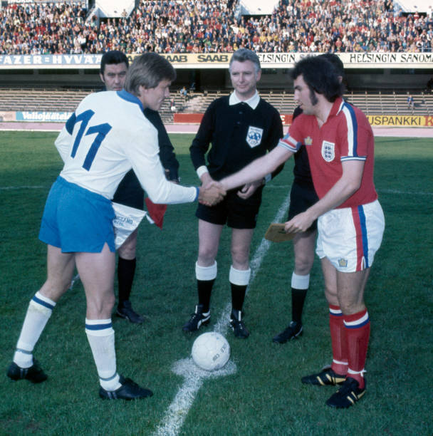 乐部之间并 乐部之间并