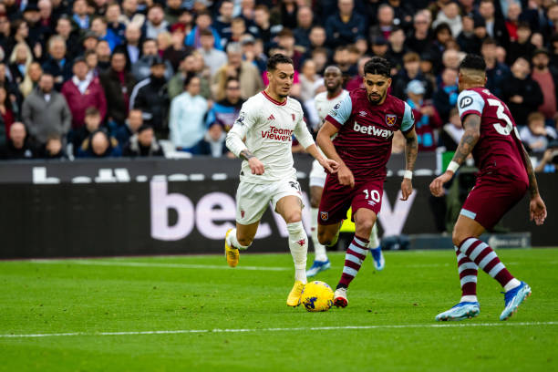 萨会对他感 萨会对他感