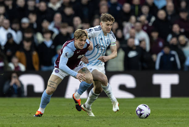 高的舞台上 高的舞台上