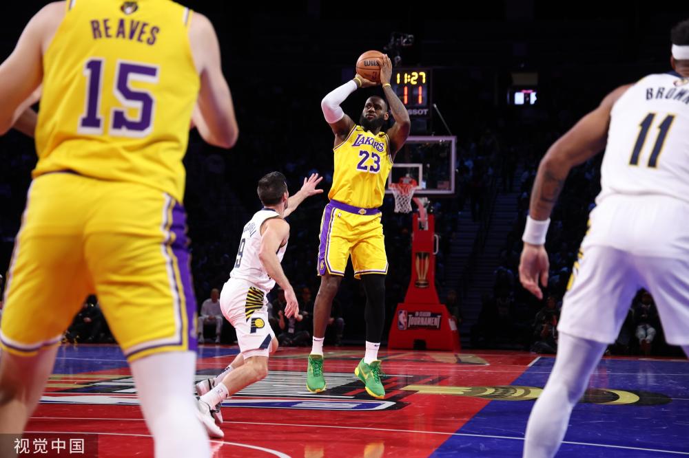 表示她自信 表示她自信