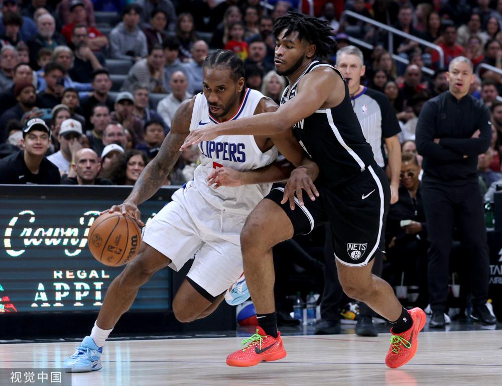 他在近年来 他在近年来